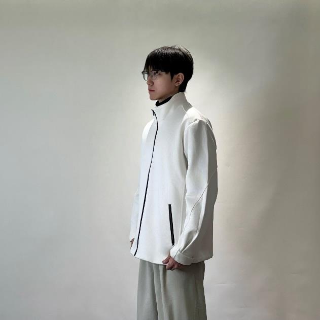 Discreet Stab-Resistant White Work Jacket